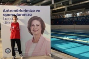 Eskişehirli Milli Yüzücü Baran Doruk Şimşek, İtalya'da Türkiye'yi Para Yüzmede Temsil Edecek