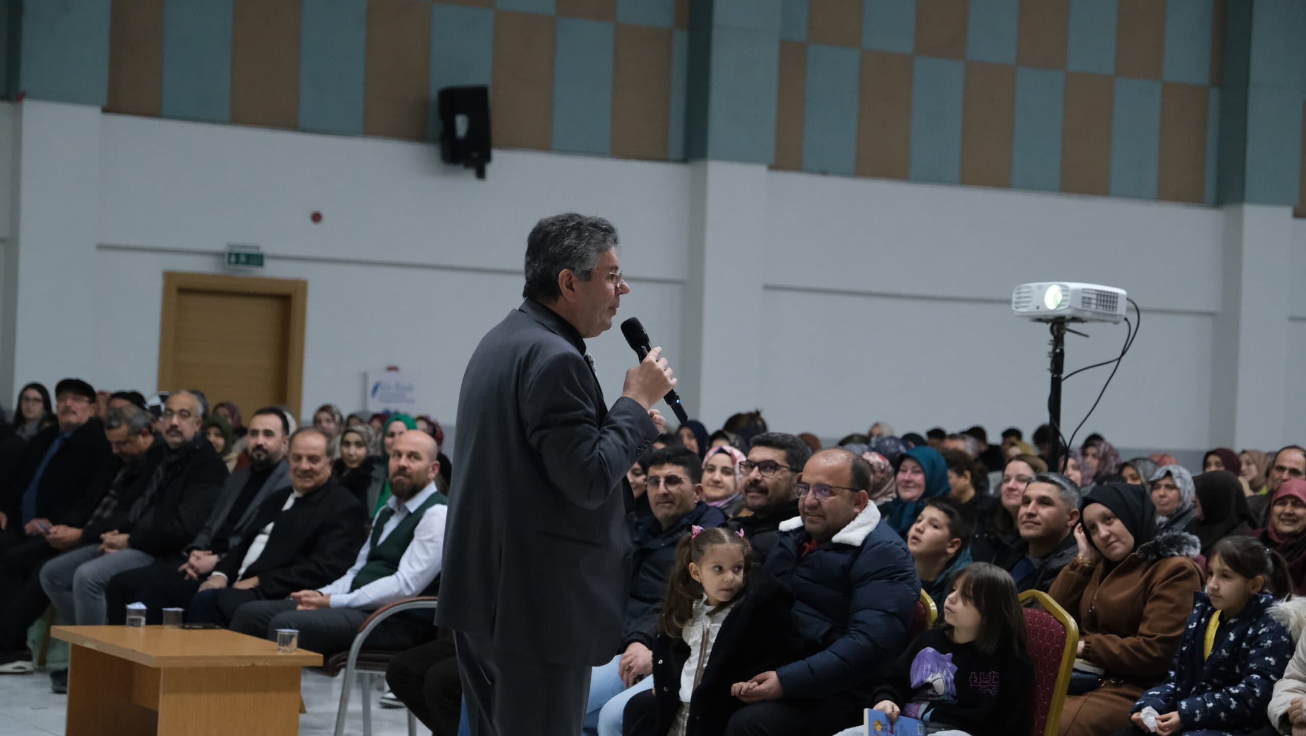 Konya Büyükşehir’in “stk Proje Destek Programı” İle Aile Ve Eğitim İçerikli Projeler Hayata Geçiriliyor