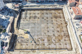 Kurtuluş Kapalı Pazar Yeri’nde Çalışmalar Hızla İlerliyor