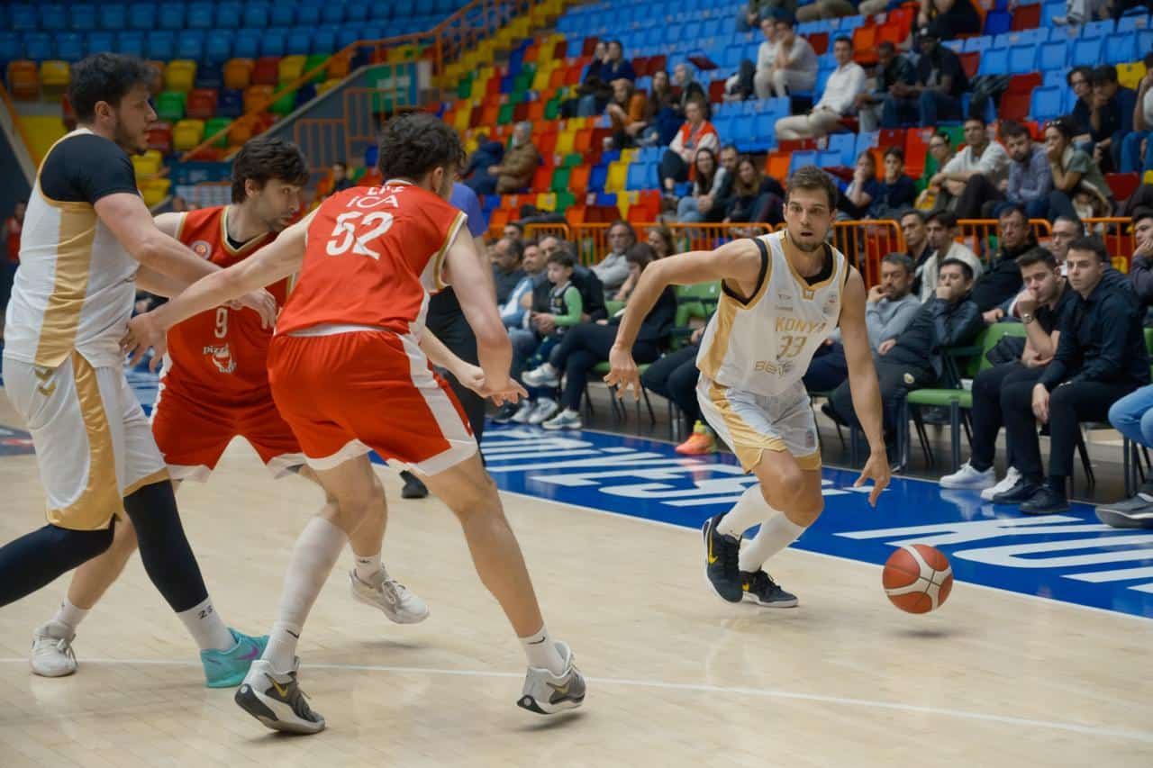 Konya Büyükşehir Belediyespor, Play-Off’u Son Saniyedeki Basketle Resmen Garantiledi