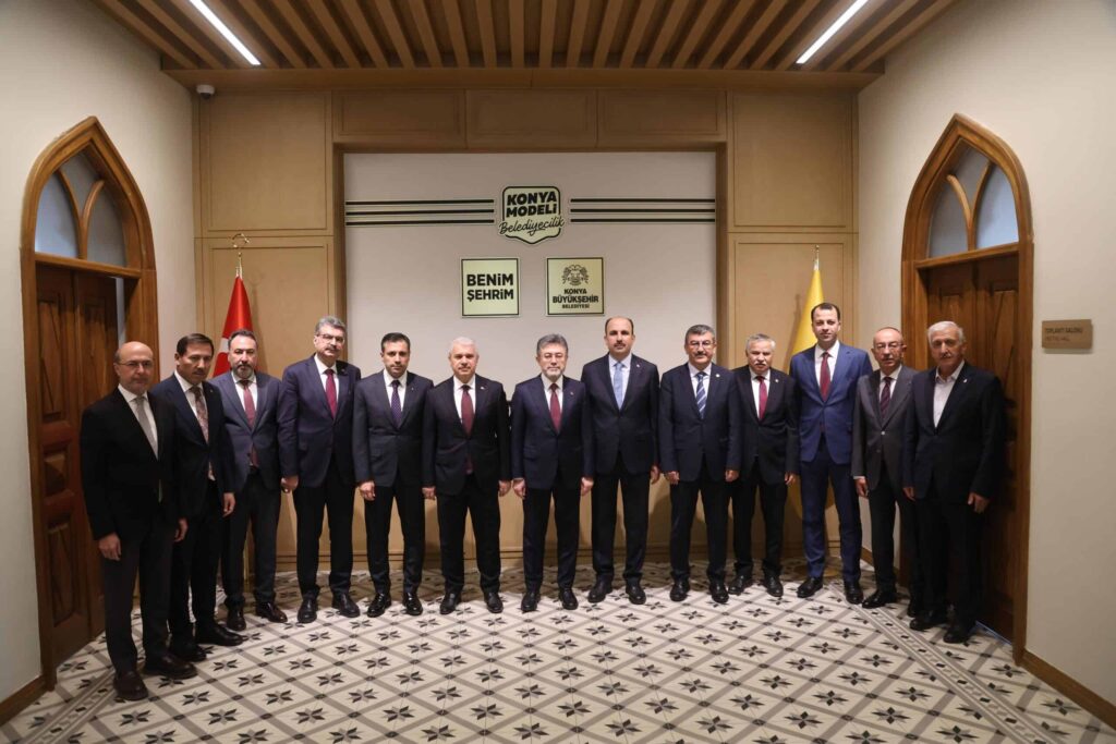 Bakan İbrahim Yumaklı, Konya'da Dijital Tanıtım Merkezi ve Tarım Projelerini İnceledi